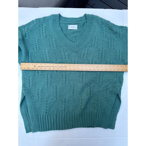 Lucky Green V Neck Cable Knit Sweater Oversize Split Slit Sides Size Large NWT - Picture 7 of 8